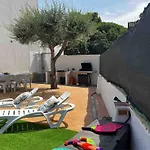 Tgnfunfam - Private Terrace, Bbq, Pool And Beach!